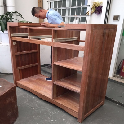 水性漆、木蠟油、UV漆有什么區別？